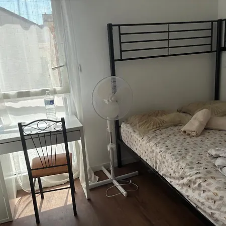 Accommodatie bij particulieren Chez Habitant, Cozy Avec Lit Double En Etage *